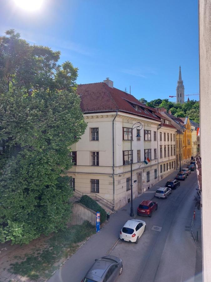 Apartamento Sunny Studio At The Castle Budapest Exterior foto